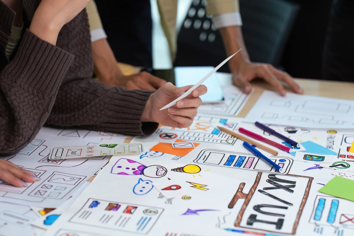 close-up-ux-developer-and-ui-designer-use-augmente-2025-01-10-05-27-35-utc